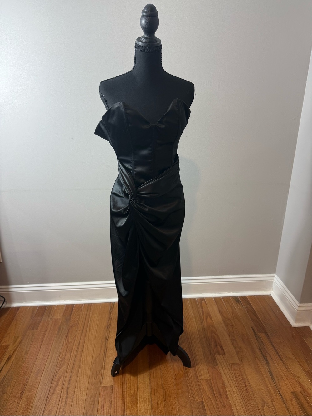 Fashion Nova Black Satin Strapless Twist-Front Evening Dress!